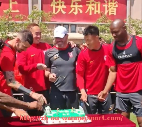 完美体育app-世俱杯比赛战术讲座精彩内容